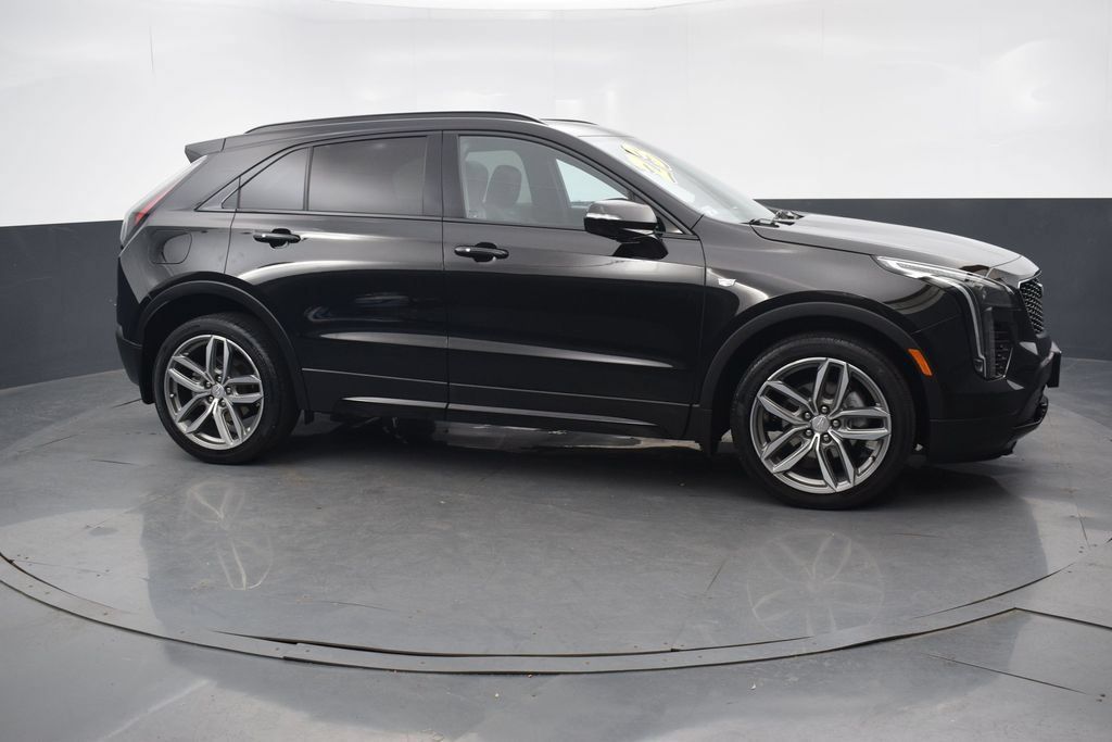 Used 2023 Cadillac XT4 Sport AWD/4WD image 7