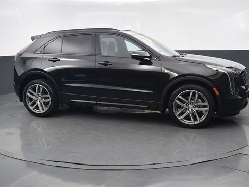 Used 2023 Cadillac XT4 Sport AWD/4WD image 7
