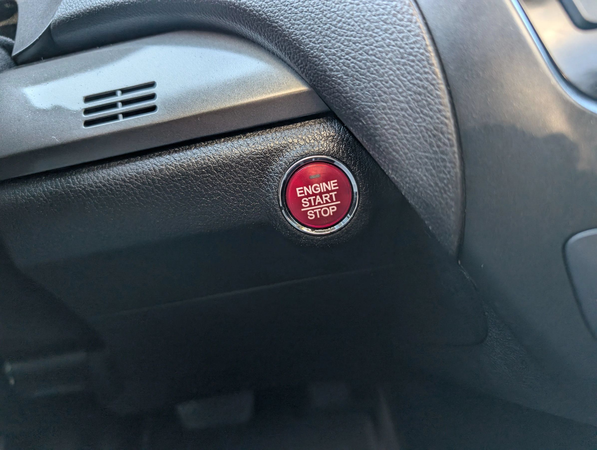 Used 2018 Acura RDX FWD image 25
