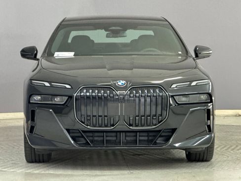 New 2025 BMW 760i xDrive 760i xDrive w/ Premium Package image 5