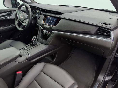 Used 2025 Cadillac XT5 Premium Luxury image 21