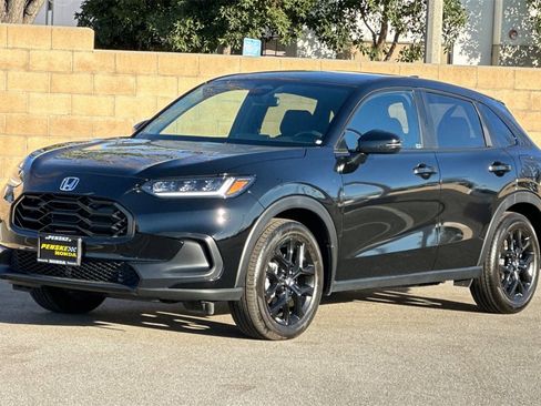 Certified 2024 Honda HR-V Sport image 8