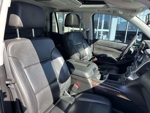 Used 2018 Chevrolet Tahoe LT image 11