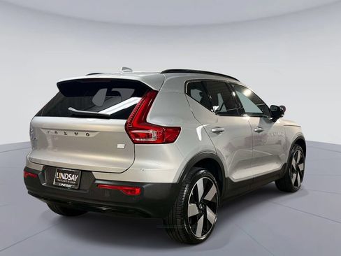 Used 2023 Volvo XC40 Recharge Ultimate AWD/4WD image 10