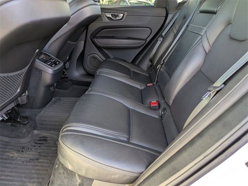 Used 2021 Volvo XC60 T5 Inscription w/ Advanced Package image 26