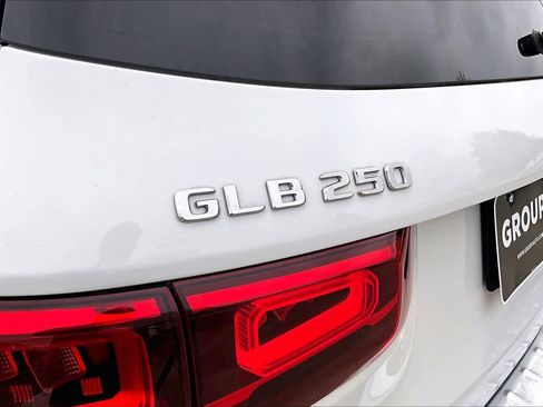 Used 2020 Mercedes-Benz GLB 250 image 28