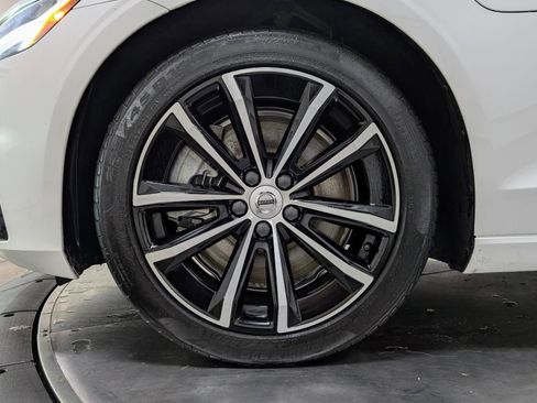 Used 2023 Volvo S60 T8 Core image 12