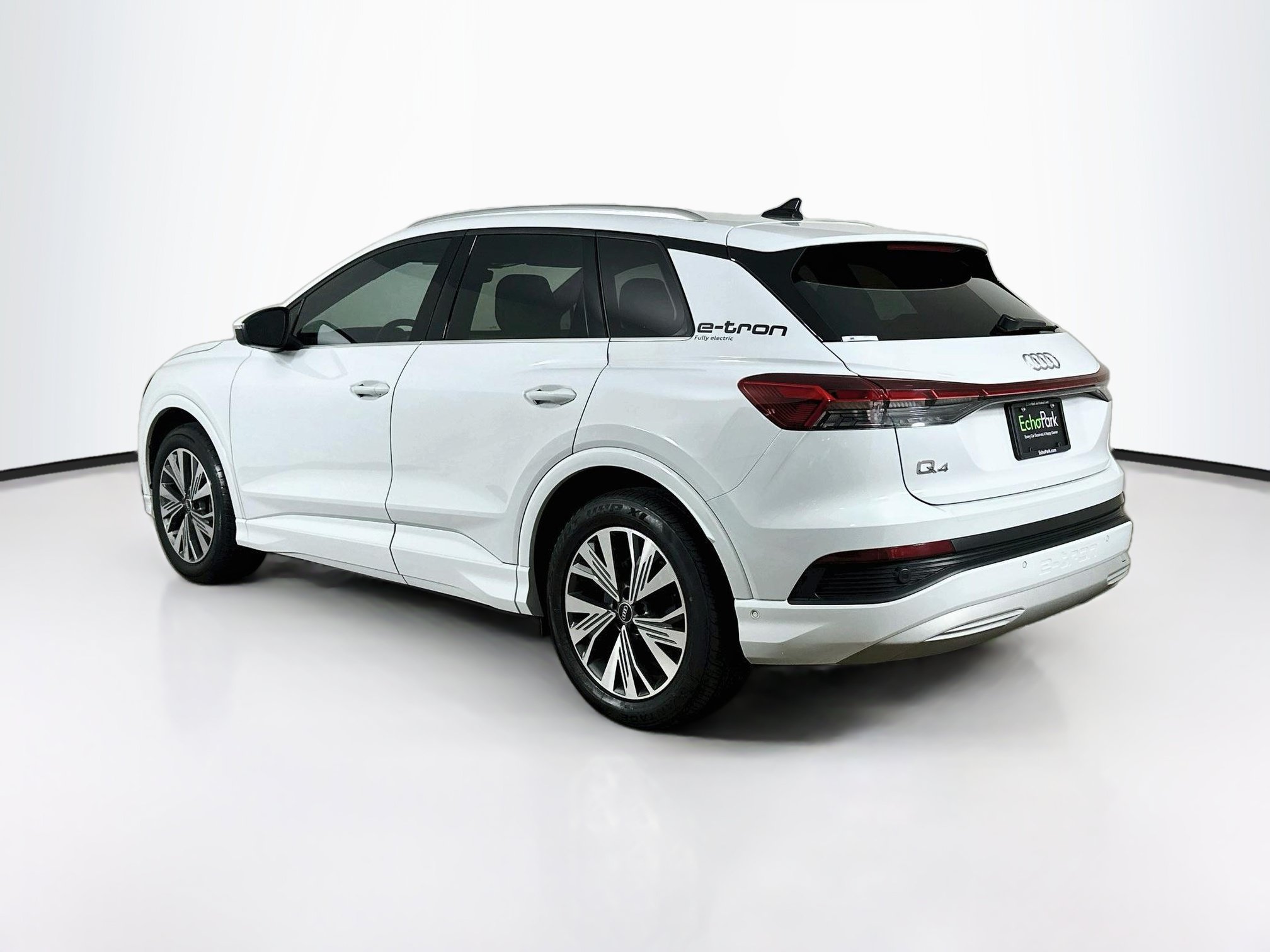 Used 2023 Audi Q4 e-tron Premium Plus w/ Premium Plus RWD image 5