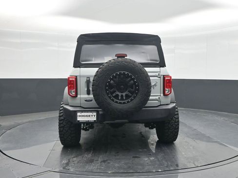 Certified 2022 Ford Bronco Base image 17