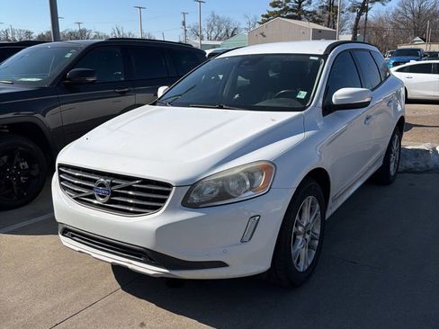 Used 2016 Volvo XC60 T5 image 4