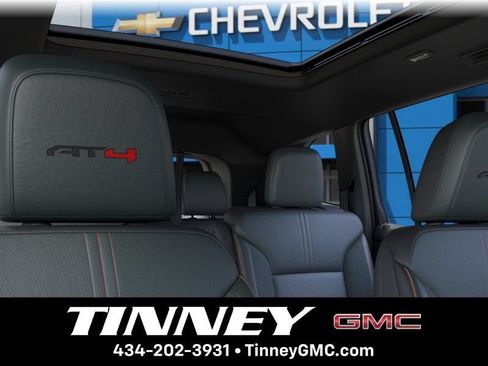 New 2026 GMC Acadia AT4 w/ Luxury Package AWD/4WD image 24