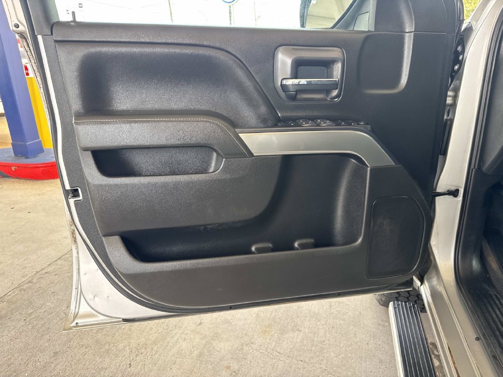 Used 2019 Chevrolet Silverado 1500 LT w/ Texas Edition AWD/4WD image 20