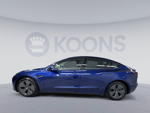 Used 2023 Tesla Model 3 Standard Range RWD image 17