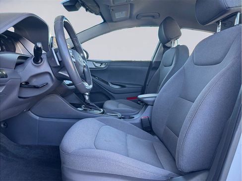 Used 2020 Hyundai Ioniq SE image 9