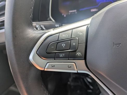 Used 2024 Volkswagen Jetta SE w/ Panoramic Sunroof Package image 22