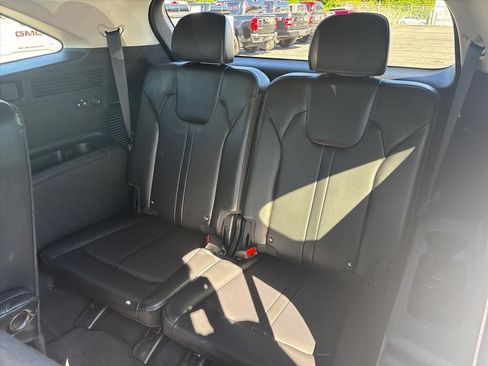 Used 2025 Kia Sorento EX AWD/4WD image 17