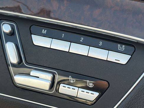 Used 2013 Mercedes-Benz S 550 image 7