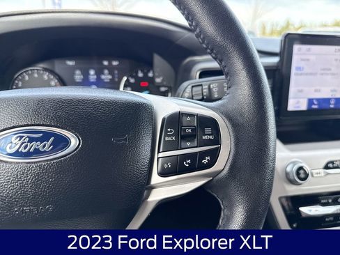 Used 2023 Ford Explorer XLT w/ Equipment Group 202A AWD/4WD image 23