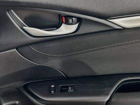 Used 2019 Honda Civic EX image 31