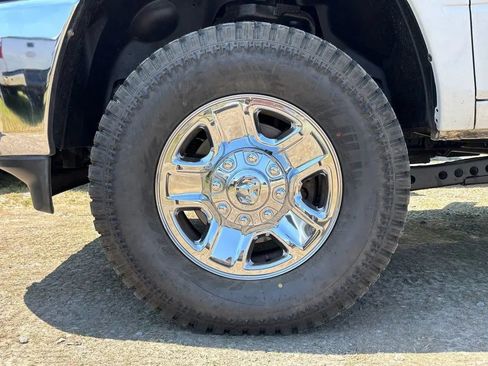 Used 2020 RAM 2500 Tradesman w/ Chrome Appearance Group AWD/4WD image 7