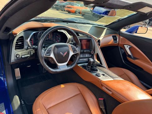Used 2017 Chevrolet Corvette Stingray Convertible w/ 3LT Preferred Equipment Group image 25