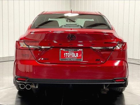 New 2026 Toyota Camry SE image 4