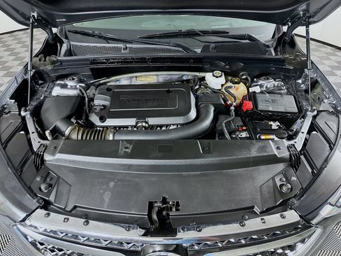 Used 2022 Buick Envision Avenir w/ Technology Package II FWD image 32