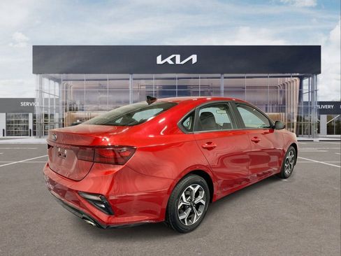 Used 2019 Kia Forte LXS image 8