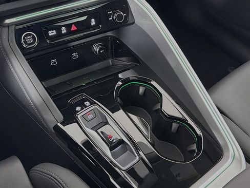 Certified 2025 Audi Q5 Premium Plus w/ Premium Plus image 17