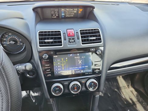 Used 2017 Subaru Forester 2.5i Touring AWD/4WD image 26