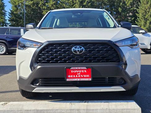 Certified 2024 Toyota Corolla Cross L AWD/4WD image 2