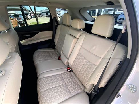 Used 2023 Nissan Murano Platinum w/ Cargo Package image 20