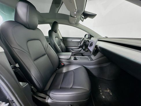 Used 2023 Tesla Model 3 Standard Range image 32