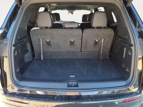 Used 2025 Buick Enclave Sport Touring image 6