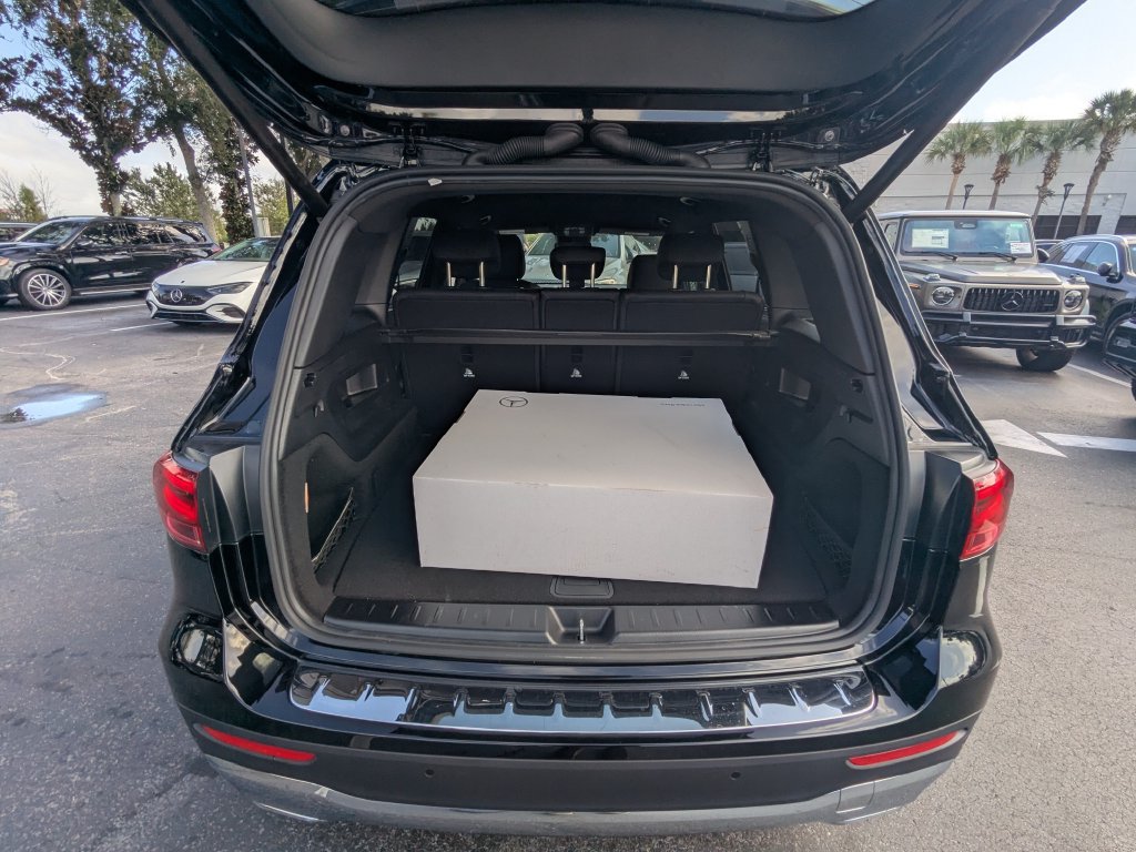 Used 2024 Mercedes-Benz GLB 250 4MATIC image 23