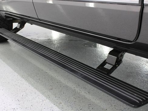 Used 2019 RAM 1500 Limited w/ Advanced Safety Group AWD/4WD image 29