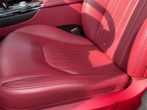 Used 2023 Maserati Levante Modena image 13