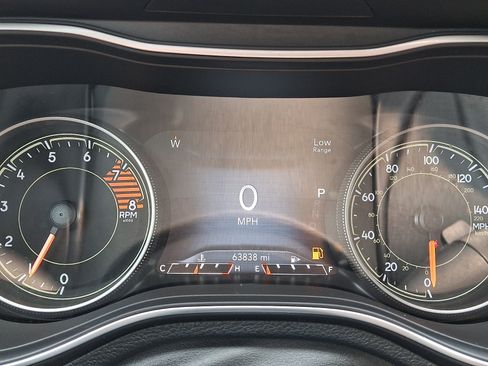 Used 2020 Jeep Cherokee Limited AWD/4WD image 19