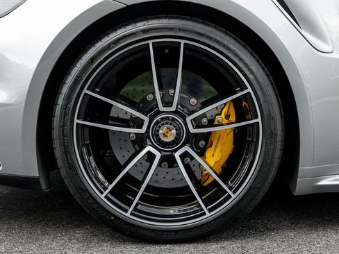 Used 2021 Porsche 911 Turbo image 11