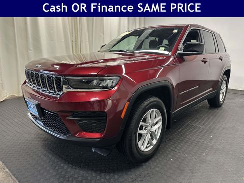 Certified 2025 Jeep Grand Cherokee Laredo X w/ Luxury Tech Group I AWD/4WD image 7