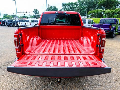 Used 2021 RAM 1500 Laramie w/ Laramie Southwest Edition RWD image 9