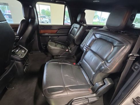 Used 2018 Lincoln Navigator L Reserve w/ Technology Package AWD/4WD image 36