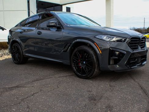 Used 2025 BMW X6 M Competition w/ Executive Package image 3