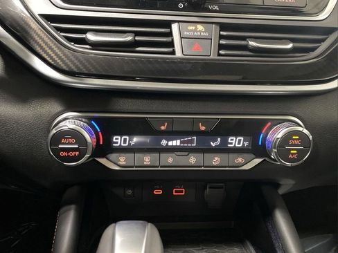 New 2025 Nissan Altima 2.5 SR w/ SR Premium Package image 19