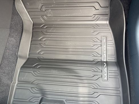 New 2025 Ford Maverick Lobo image 18