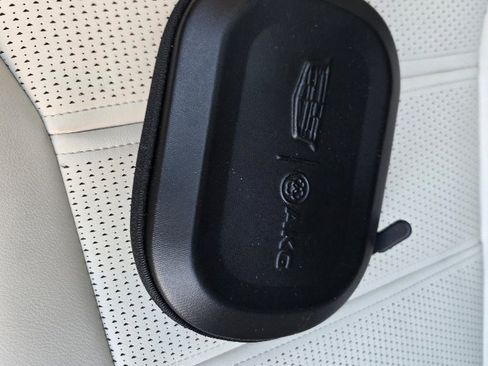 Used 2023 Cadillac Escalade ESV Sport Platinum w/ LPO, ONYX Package image 48