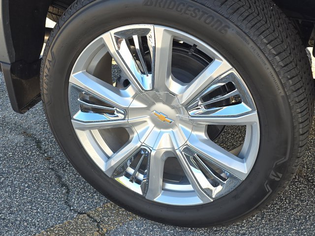 Used 2026 Chevrolet Silverado 1500 High Country w/ High Country Premium Package AWD/4WD image 11