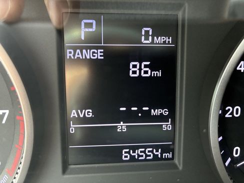 Used 2019 Hyundai Elantra SE FWD image 8