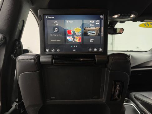 Used 2020 Chrysler Pacifica Touring-L Plus w/ S Appearance Package FWD image 41