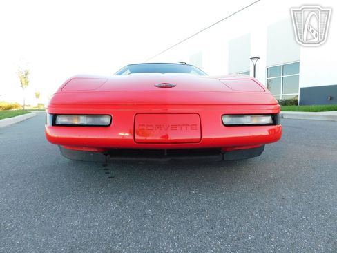 Used 1994 Chevrolet Corvette Coupe RWD image 7